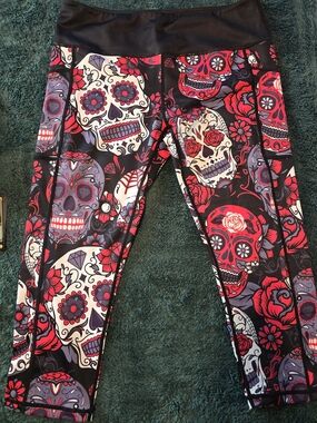 Constantly Varied Gear Sugar Skull Capris